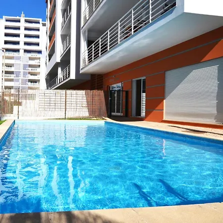 Avo Manela By Algest 포티마오